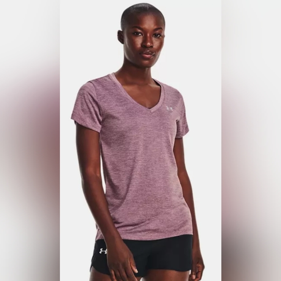 Under Armour Tops - UNDER ARMOUR LARGE